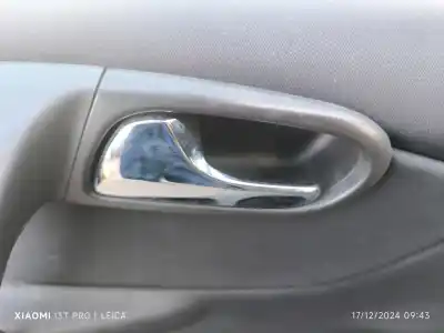 Автозапчасти б/у левая передняя внутренняя ручка за mercedes-benz vaneo (bm 414) compact van 668914 ссылки oem iam 