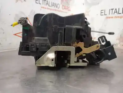 Pezzo di ricambio per auto di seconda mano Serratura Porta Anteriore Destra per MERCEDES-BENZ CLASE E (BM 210) BERLINA 300 Diesel (210.020) 136 CV / 100 KW Riferimenti OEM IAM 2027204435  