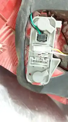 Автозапчастина б/у правий ліхтар для toyota yaris (ksp9/scp9/nlp9) 1ndtv посилання на oem iam   