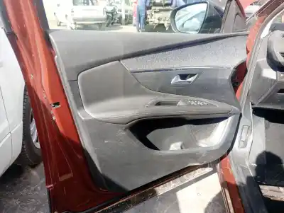 Recambio de automóvil de segunda mano de GUARNECIDO PUERTA DELANTERA IZQUIERDA para PEUGEOT 3008  referencias OEM IAM   