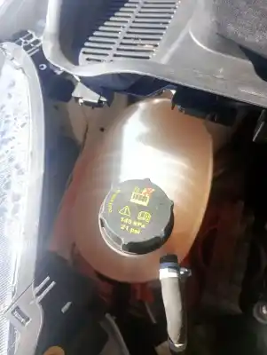 Peça sobressalente para automóvel em segunda mão Depósito De Expansão por FORD KUGA (CBS) M8MD Referências OEM IAM   