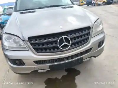 Автозапчастина б/у конденсат/радіатор кондиционера для MERCEDES-BENZ CLASE ML (BM 164) OM642940 Посилання на OEM IAM   