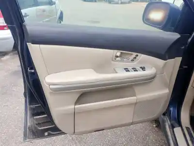 Автозапчастина б/у оббірка передніх дверей ліва для lexus rx (mcu/gsu/mhu3) 3mz-fe посилання на oem iam 
