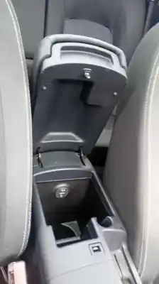 Автозапчасти б/у центральный подлокотник за nissan qashqai / qashqai +2 i (j10, nj10, jj10e) 1.5 dci ссылки oem iam   