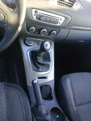 Автозапчасти б/у центральный подлокотник за renault scénic iii (jz0/1_) 1.5 dci ссылки oem iam   
