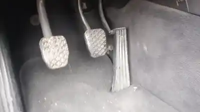 Peça sobressalente para automóvel em segunda mão PEDAL DA EMBREAGEM por BMW SERIE 3 COUPE (E46)  Referências OEM IAM   