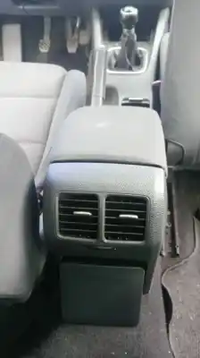 İkinci el araba yedek parçası orta koltuk için volkswagen golf v (1k1) (10.2003) blg oem iam referansları   