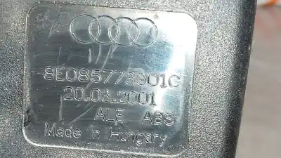 Автозапчастина б/у центральний задній гачок для audi a4 b6 (8e2) 1.9 tdi посилання на oem iam 8e085773901c  