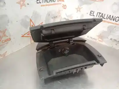 Pezzo di ricambio per auto di seconda mano scatola di guanti per ford transit courier (c4a) ugcb riferimenti oem iam et76r04694aew  