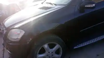 Автозапчасти б/у левое переднее крыло за mercedes-benz clase ml (bm 164) om642940 ссылки oem iam 