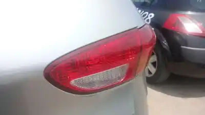 Recambio de automóvil de segunda mano de PILOTO TRASERO DERECHO INTERIOR para SUBARU TRIBECA B9  referencias OEM IAM   