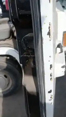 Pezzo di ricambio per auto di seconda mano serratura porta anteriore destra per mercedes-benz mb 100 d furgón/combi (631) (1987) 616.963 ii riferimenti oem iam 