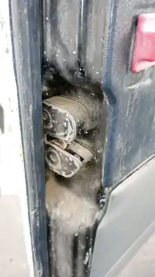 Pezzo di ricambio per auto di seconda mano serratura porta anteriore sinistra per mercedes-benz mb 100 d furgón/combi (631) (1987) 616.963 ii riferimenti oem iam 