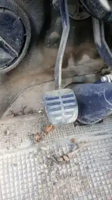 Pezzo di ricambio per auto di seconda mano pedale della frizione per mercedes-benz mb 100 d furgón/combi (631) (1987) 616.963 ii riferimenti oem iam 