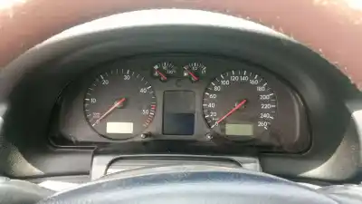 İkinci el araba yedek parçası Enstrüman Paneli için VOLKSWAGEN PASSAT B5 (3B2) 1.9 TDI OEM IAM referansları   