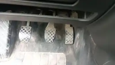 Pezzo di ricambio per auto di seconda mano pedale dell acceleratore per volkswagen passat b5 (3b2) 1.9 tdi riferimenti oem iam 