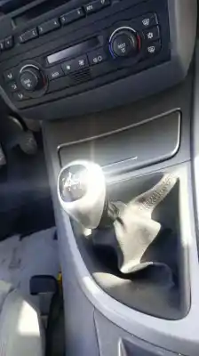 Peça sobressalente para automóvel em segunda mão alavanca de velocidades por bmw serie 1 berlina (e81/e87) m47n204d4 referências oem iam 