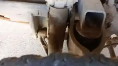 Pezzo di ricambio per auto di seconda mano ammortizzatore anteriore sinistro per mercedes-benz mb 100 d furgón/combi (631) (1987) 616.963 ii riferimenti oem iam 