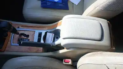 İkinci el araba yedek parçası Orta Koltuk için SSANGYONG REXTON D27DT OEM IAM referansları   