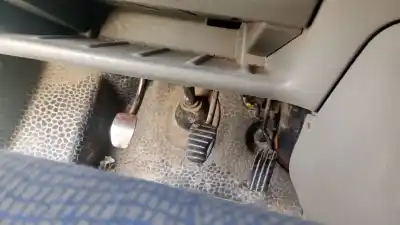 Second-hand car spare part ACCELERATOR PEDAL for RENAULT TRAFIC II FURGÓN D-F9Q U7 OEM IAM references   