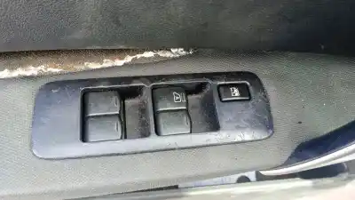 İkinci el araba yedek parçası SOL ÖN PENCERE ANAHTARI için NISSAN QASHQAI (J10) M9R832 OEM IAM referansları   