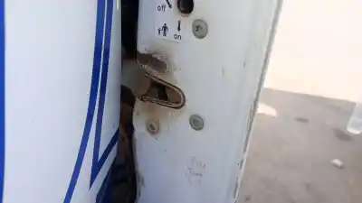 Second-hand car spare part RIGHT SIDE DOOR LOCK for MERCEDES-BENZ VITO BASIC-KOMBI (639) OM 646.980 OEM IAM references   