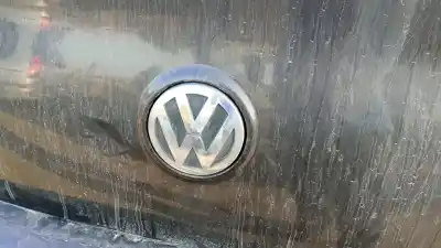 Pièce détachée automobile d'occasion POIGNÉE EXTÉRIEURE DE COFFRE / HAYON pour VOLKSWAGEN PASSAT B6 (3C2)  Références OEM IAM   