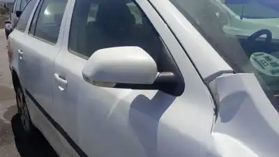 İkinci el araba yedek parçası SAG ARKA GÖRÜNÜM için SKODA OCTAVIA II COMBI (1Z5) 2.0 TDI 16V OEM IAM referansları   