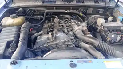 Recambio de automóvil de segunda mano de RADIADOR AGUA para SSANGYONG REXTON D27DT referencias OEM IAM   