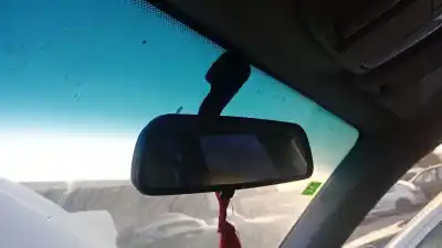 Recambio de automóvil de segunda mano de RETROVISOR INTERIOR para SSANGYONG REXTON D27DT referencias OEM IAM   