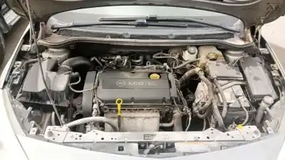 İkinci el araba yedek parçası engellemek için opel astra j berlina 5p a16xer oem iam referansları 
