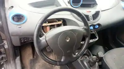 Автозапчастина б/у кермо для renault twingo ii (cn0_) 1.2 16v (cn04, cn0a, cn0b) посилання на oem iam 