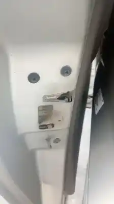 Pezzo di ricambio per auto di seconda mano  per CHRYSLER VOYAGER (RG)  Riferimenti OEM IAM   