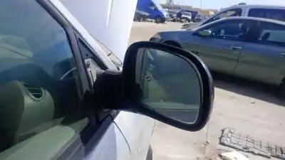 Автозапчасти б/у задний вид справа за chrysler voyager (rg) d7/vm07c ссылки oem iam   