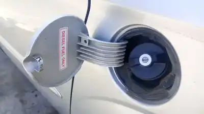 Pezzo di ricambio per auto di seconda mano tappo esterno del carburante per chrysler voyager (rg) d7/vm07c riferimenti oem iam   