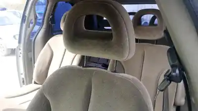 Pezzo di ricambio per auto di seconda mano sedile anteriore sinistro per chrysler voyager (rg) d7/vm07c riferimenti oem iam 