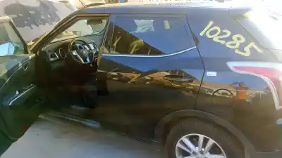 Автозапчасти б/у задняя левая дверь за ssangyong tivoli 673910 ссылки oem iam 