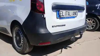 İkinci el araba yedek parçası arka tampon için renault express k9k876 oem iam referansları   