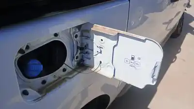 Pezzo di ricambio per auto di seconda mano tappo esterno del carburante per renault express k9k876 riferimenti oem iam   