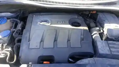 İkinci el araba yedek parçası enjektör için seat altea xl (5p5, 5p8) 1.6 tdi oem iam referansları 03l130277b