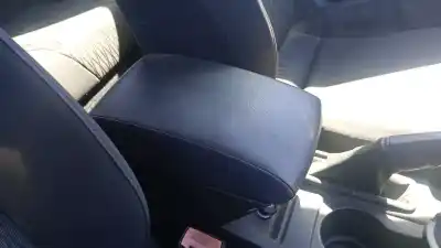 Автозапчастина б/у центральний подлокник для seat leon (5f1) clh посилання на oem iam   