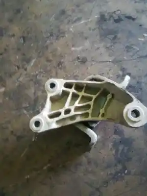 Second-hand car spare part engine support for volkswagen t5 transporter (7e) caa oem iam references   