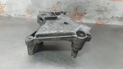 Second-hand car spare part engine support for volkswagen caddy profesional (sa) (03.2015) dfs oem iam references 04l199207  