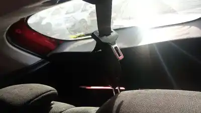 Second-hand car spare part CENTRAL REAR SEAT BELT for RENAULT CLIO IV H4B400 OEM IAM references   