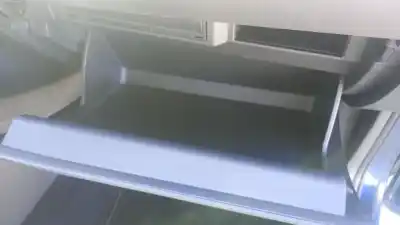 Автозапчасти б/у бардачок за seat ateca (khp) dtrd ссылки oem iam   