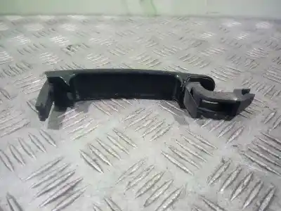 Автозапчастина б/у ліва передня зовнішня ручка для VOLKSWAGEN GOLF V BERLINA (1K1) 1.9 TDI Посилання на OEM IAM 3B0837207  