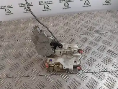 Peça sobressalente para automóvel em segunda mão Fechadura Da Porta Dianteira Esquerda por NISSAN PRIMERA BERLINA (P11) Comfort Referências OEM IAM   
