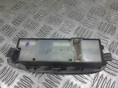 Gebrauchtes Autoersatzteil Fensterschalter Vorne Links zum NISSAN ALMERA TINO (V10M) Ambience OEM-IAM-Referenzen 80961BU  
