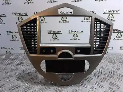 Peça sobressalente para automóvel em segunda mão grelha / difusor de ar por kia carens ii monospace (fj) 2.0 crdi referências oem iam 