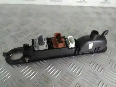 Автозапчастина б/у передні вікний вмикач для renault espace iv (jk0) 3.0 v6 dci turbodiesel cat посилання на oem iam 8200250481  